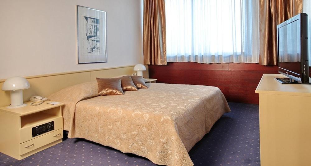 Hotel Slavija Beograd Ngoại thất bức ảnh
